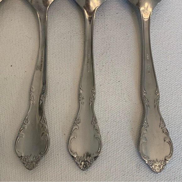 5 Unbranded KOREA Stainless Steel Spoons Teaspoons Similar to Fenway Daydream 6 - Picture 6 of 10